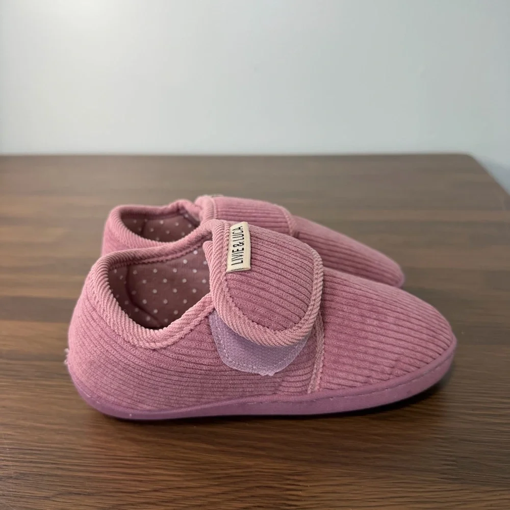 Livie & Luca Hug Rose Corduroy‎ Kids Slippers Size Large (12/13) NWOT